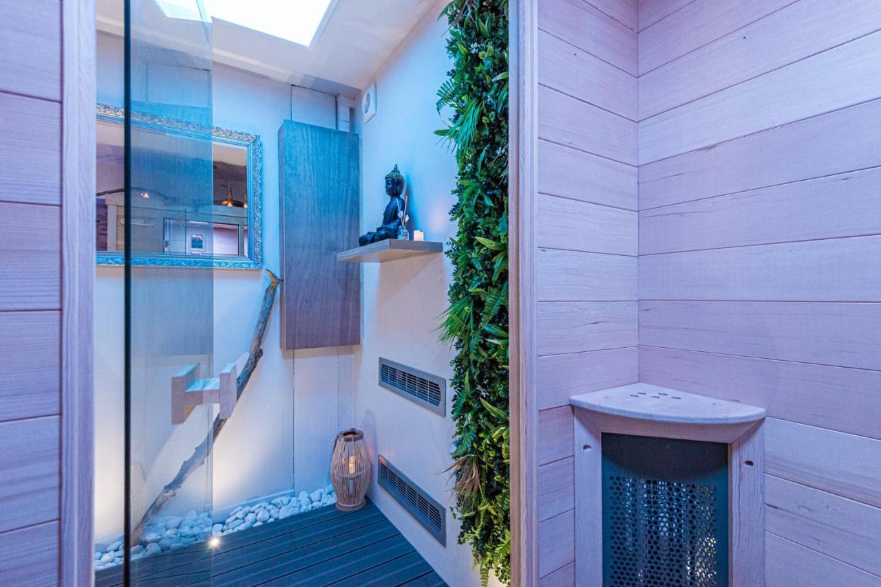 Romantique Sauna Et Jacuzzi Love hôtel
