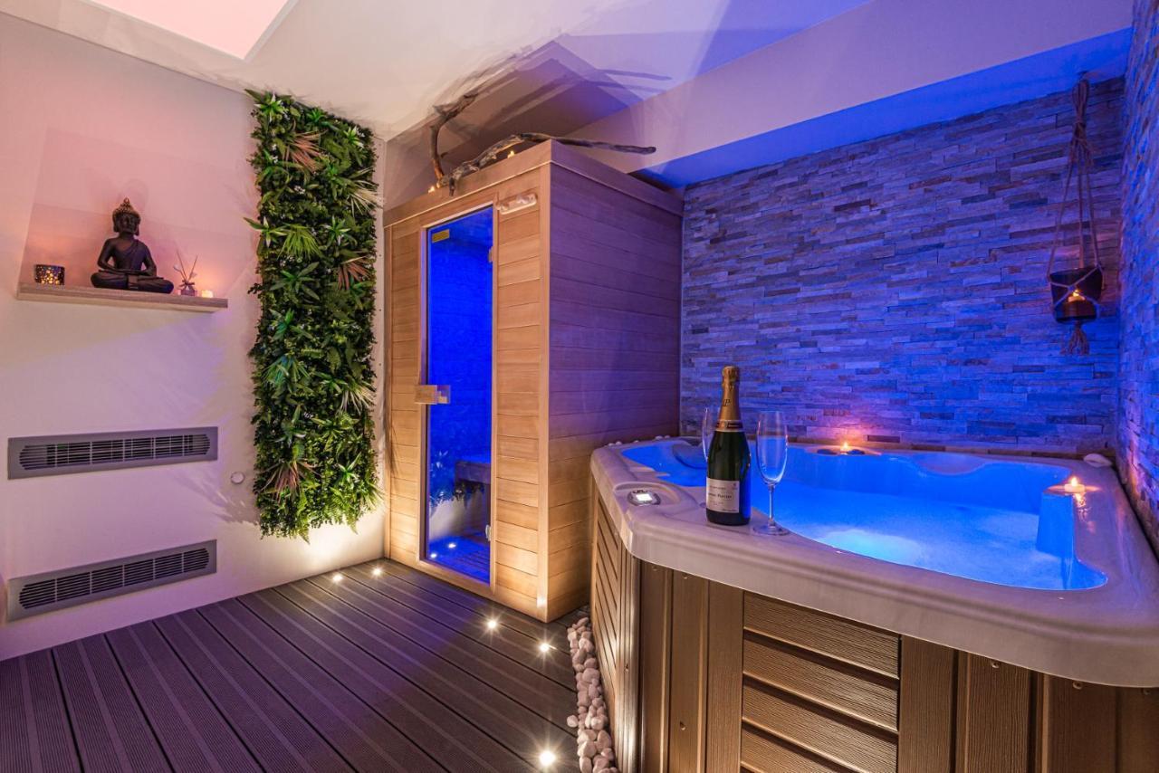 Romantique Sauna Et Jacuzzi Love hôtel 2*