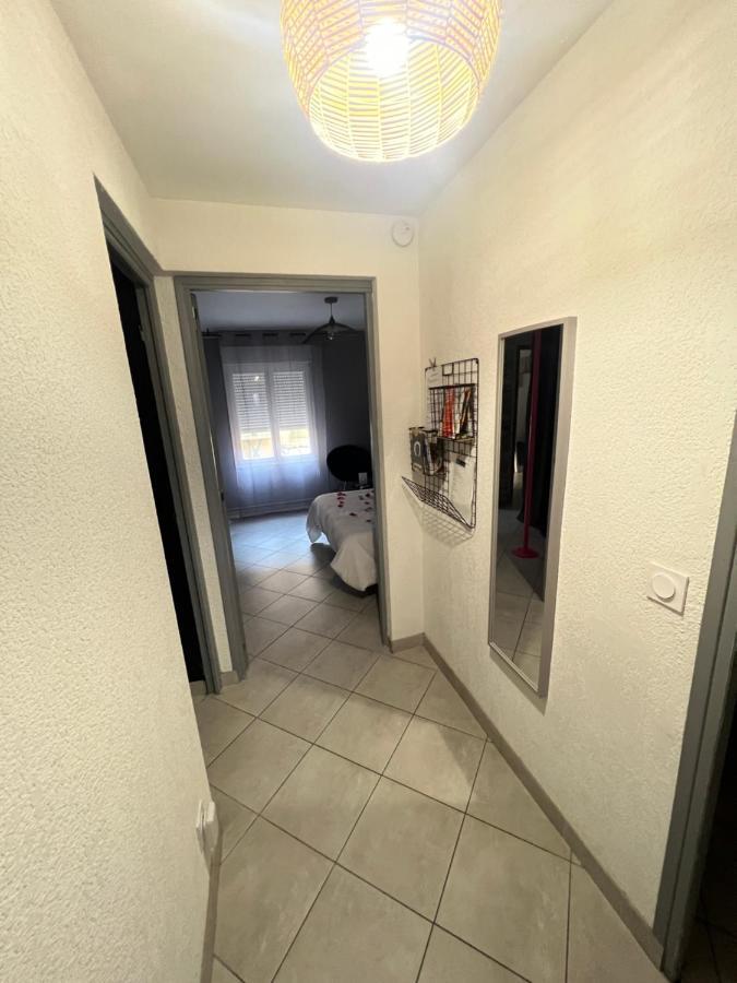 Romantique Sauna Et Jacuzzi 2*